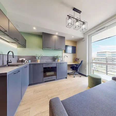Sage Ac Balcony Parking *