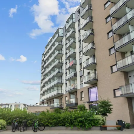 Sage Ac Balcony Parking *