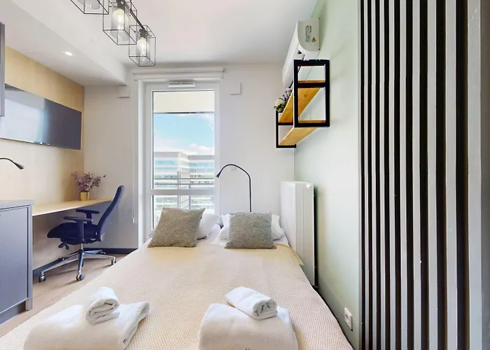 Sage Ac Balcony Parking Варшава