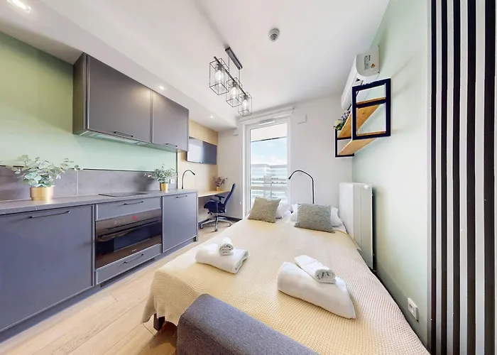 Sage Ac Balcony Parking *